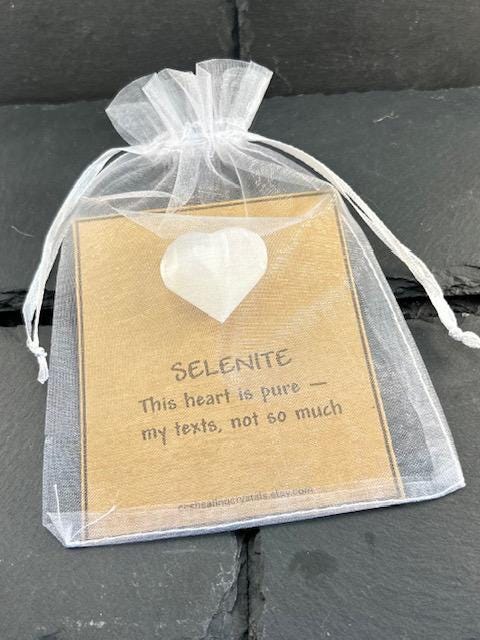 Funny Spiritual Gift Selenite Heart Crystal Energy Cleansing Crystal Heart Protection Healing Crystal Gift for Friends Cute Healing Crystal