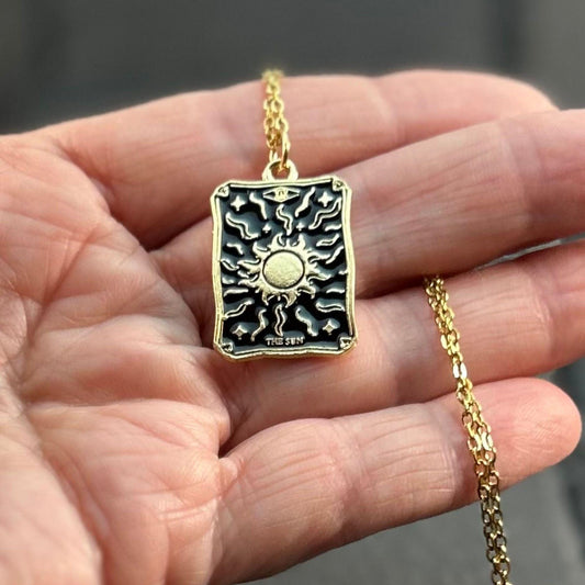 Gold Tarot Card Necklace for Women Men, Tarot Card Gift ,The Magician ,The Lovers The Sun , Justice Card , Witchy Gift ,Tarot Card Lovers