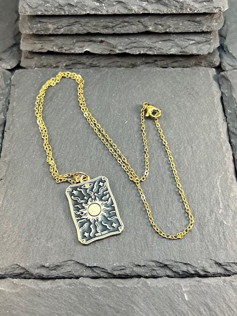 Tarot Card Necklace for Women Men, Tarot Card Gift ,The Magician ,The Lovers The Sun, The Star,Justice Card ,Witchy Gift ,Tarot Card Lovers